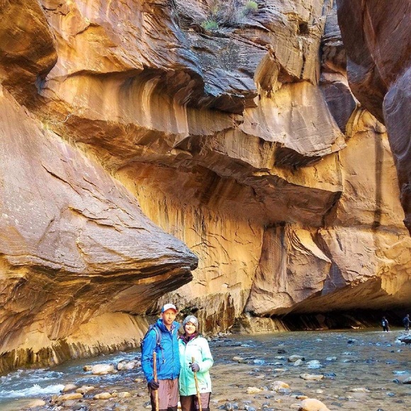 Meet your Posher, Yesi - Picture 7 of 9